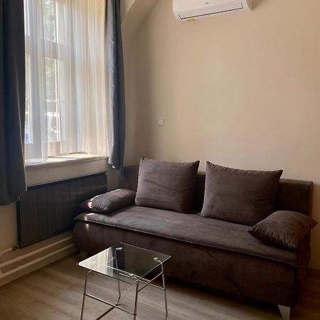 Peto Apartman غيور المظهر الخارجي الصورة