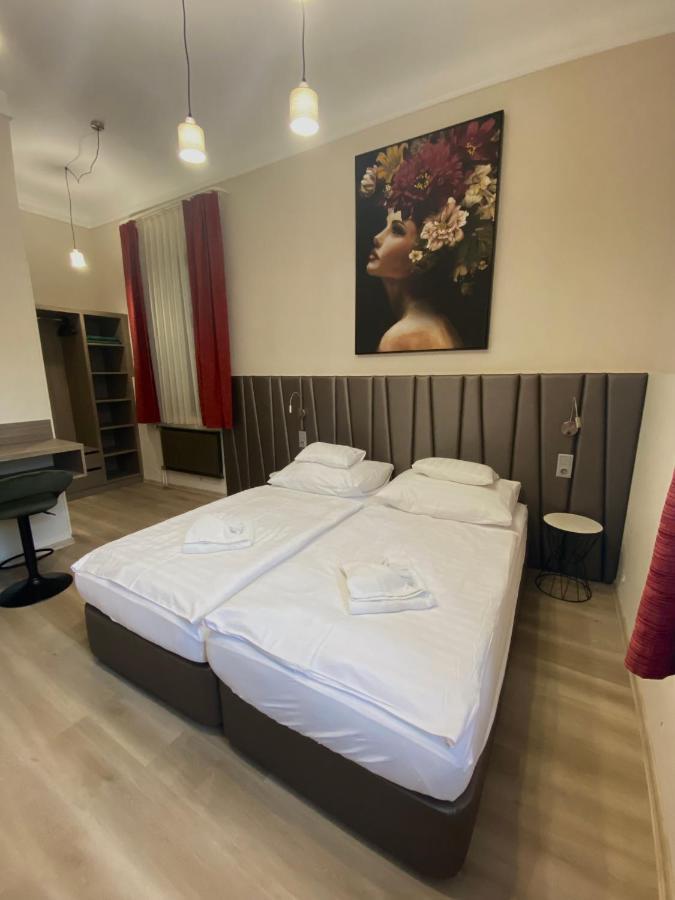 Peto Apartman غيور المظهر الخارجي الصورة