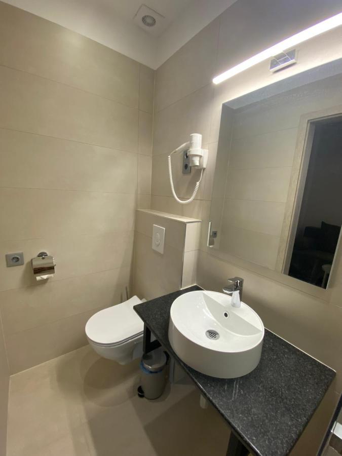 Peto Apartman غيور المظهر الخارجي الصورة